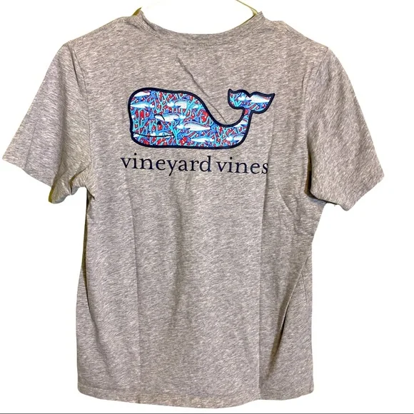 NWOT VINEYARD VINES T-shirt SIZE YOUTH LARGE. - Picture 1 of 5